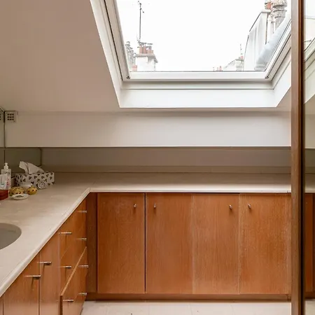 Stunning Balcony View 2 Bdr Duplex Saint Germain * 巴黎